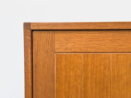 Image 1 of Buffet danois en chêne de Brouer, années 1960