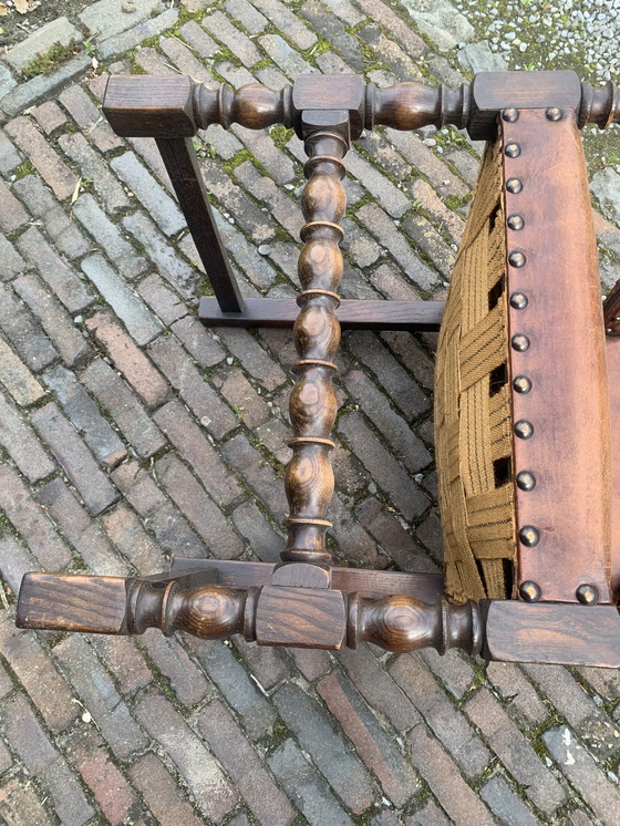 Image 1 of 4 Armstoelen Met Schapenleer en Gestoffeerd Met Slagveren