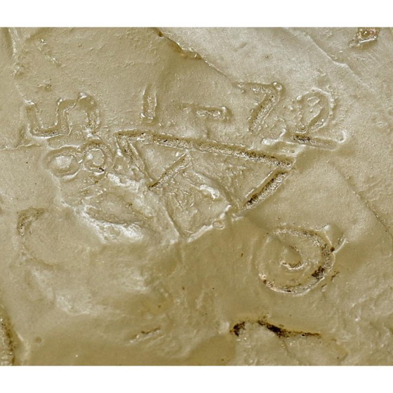 Image 1 of Scultura in resina firmata in stile René Lalique raffigurante due amanti, alta 81 cm