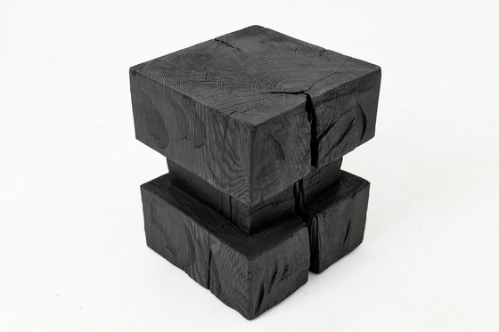Image 1 of Sculpturale hardhouten bijzettafel, kruk, gebrand hout, handgesneden, Logniture
