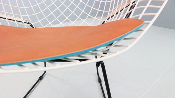 Image 1 of Silla Diamond de Harry Bertoia en metal blanco y negro y asiento de cuero nuevo