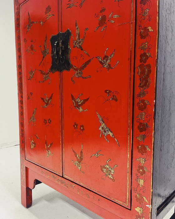 Image 1 of Gabinete rojo chino