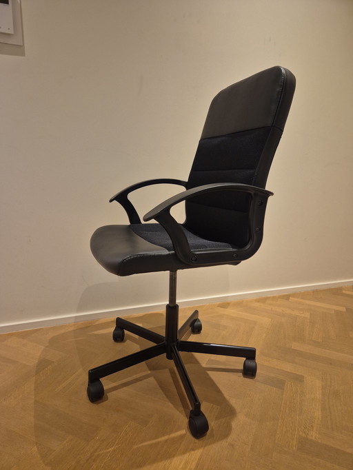 Chaise de bureau réglable