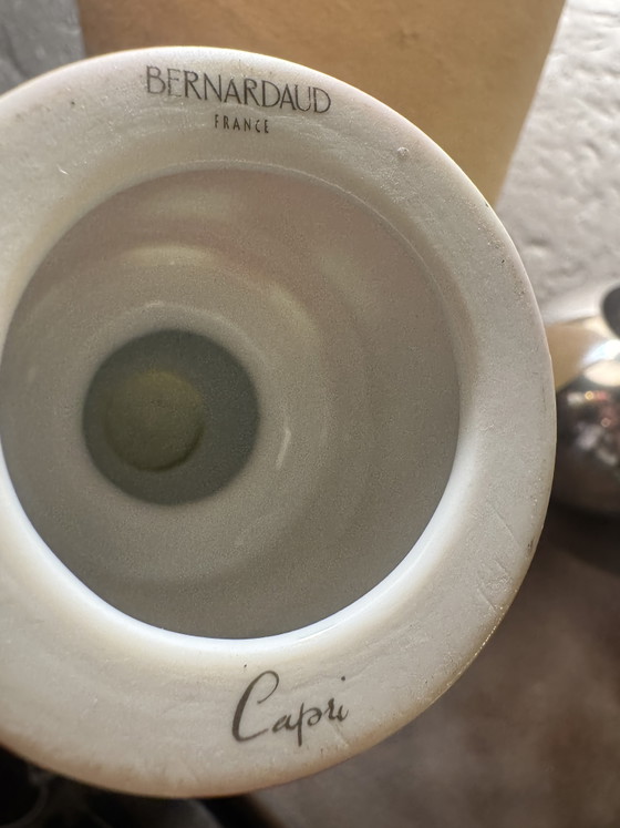 Image 1 of Bernardaud Capri rode en gouden kandelaar