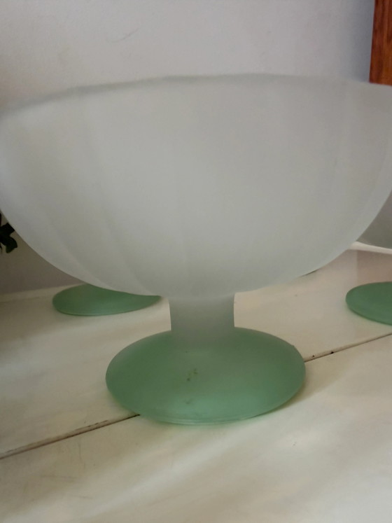 Juego de 4 copas de opalina italianas – Sofás (Couches), Vintage (photo 4 of 5)