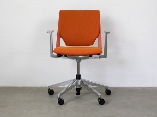 Haworth Very chaise de bureau Design Nicolai Czumaj-Bront et Michael Welsh