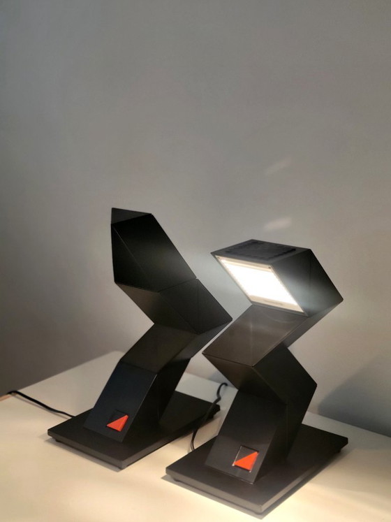 Image 1 of Ensemble de 2 lampes de table vintage Zig Zag de Massive Belgium, 1984