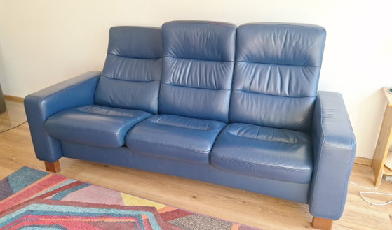 Blue leather 3-seater sofa by Stressless – 3-5 seaters, Wood (photo 5 of 5)