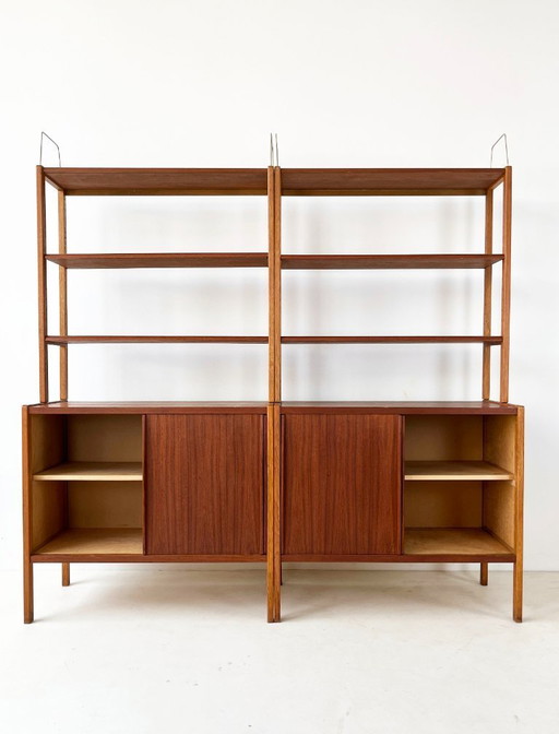 Bodafors Teak-Bücherregal (separat erhältlich)