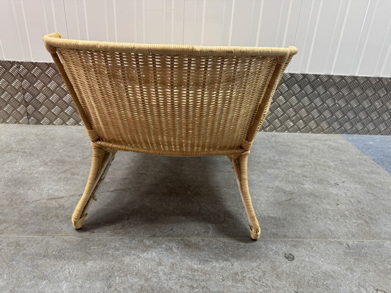 Image 1 of Sedia lounge in rattan della collezione PS di IKEA, disegnata da Monika Mulder.