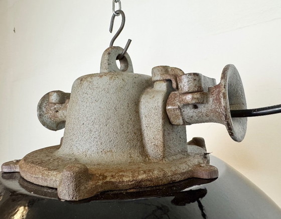 Image 1 of Industriële kooilamp van zwart emaille en gietijzer, jaren 60