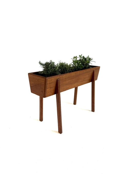 Jardinera danesa vintage de teca de los años 60