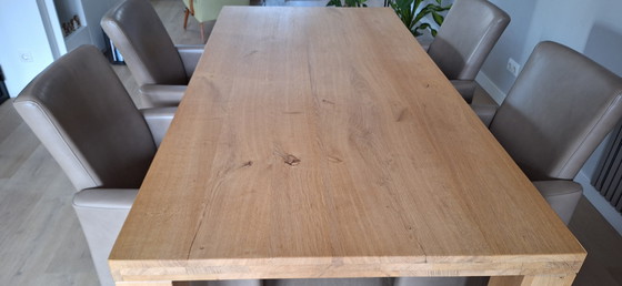 Image 1 of Mesa de comedor de roble claro rústico macizo