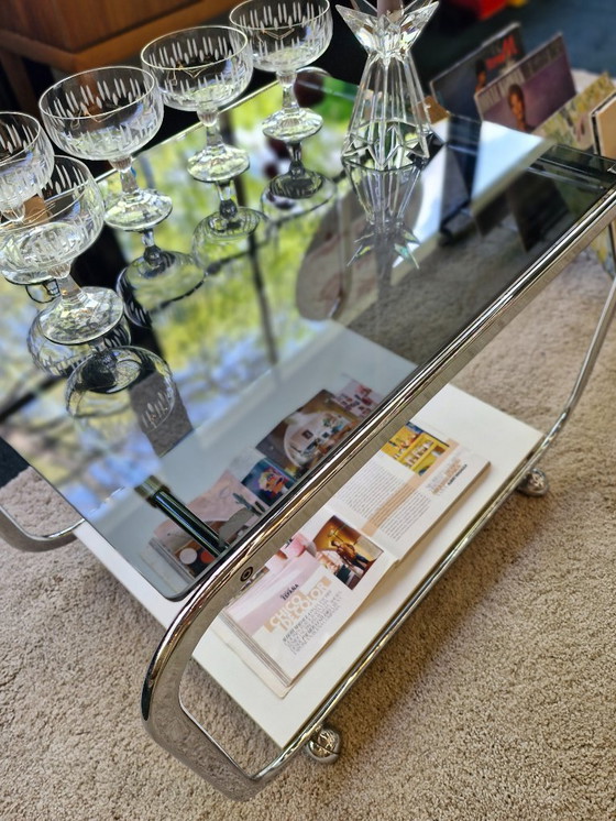 Image 1 of Table d'appoint trolley vintage style Space Age, verre fumé/blanc années 70