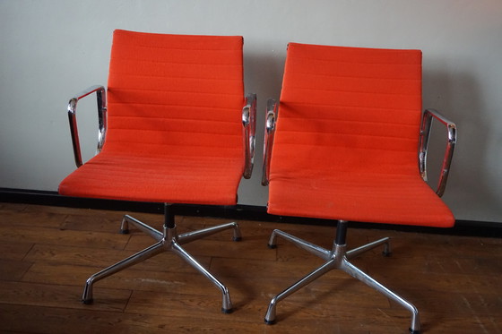 Image 1 of 4x Vitra Eames Ea107