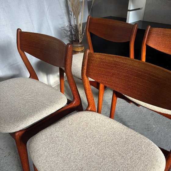 4 Teak Dining chairs by P.E. Jørgensen for Farsø, P. E. Jørgensen for Farsø, Wood, Textile, Brown (photo 4 of 11)