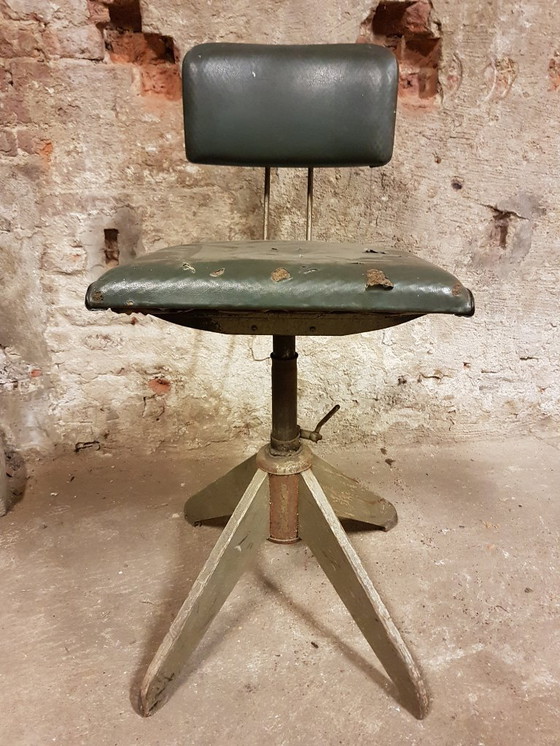 Image 1 of Selection of 4 industrial work chairs from the 1940s and 1950s