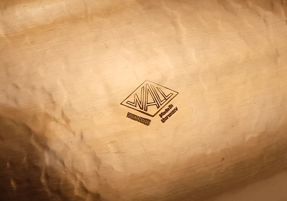 Image 1 of Excepcional candelabro de pared grande de mediados de siglo, de cobre martillado, de los años 50 y 60