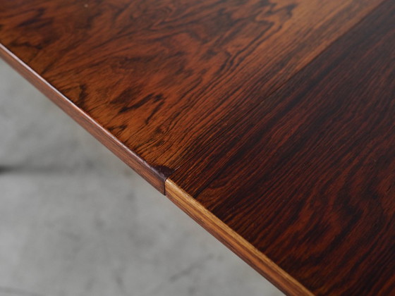 Image 1 of Table en palissandre, design danois, années 1970, fabrication : Danemark
