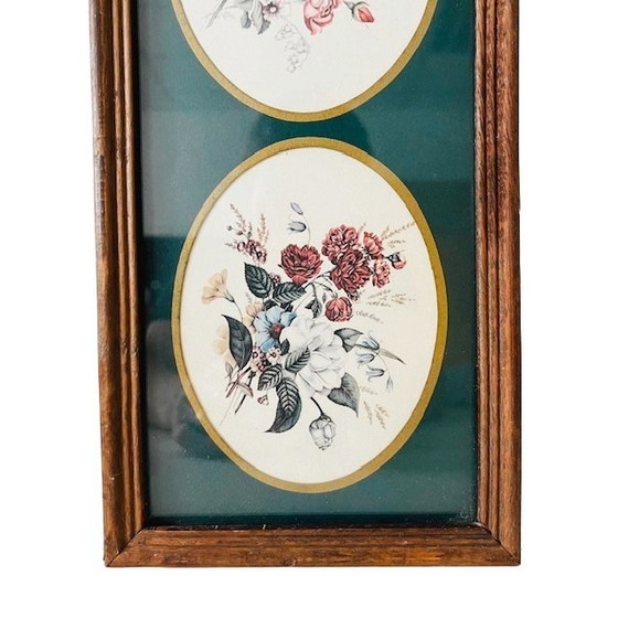Image 1 of Vintage ingelijste prent met drie bloemen tafereeltjes schilderij