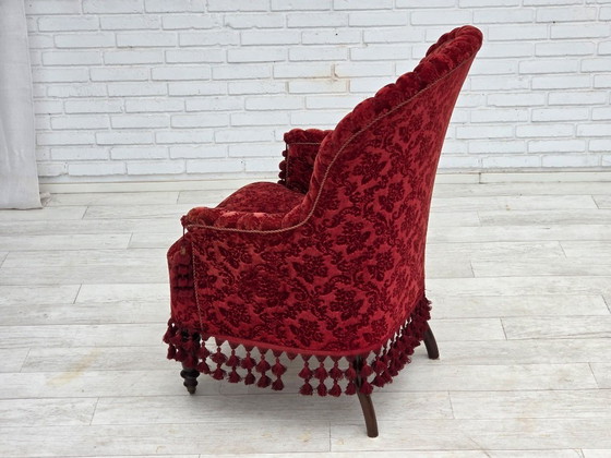 Image 1 of Fauteuil danois à haut dossier, années 1950, revêtement en velours, pieds en bois de hêtre.
