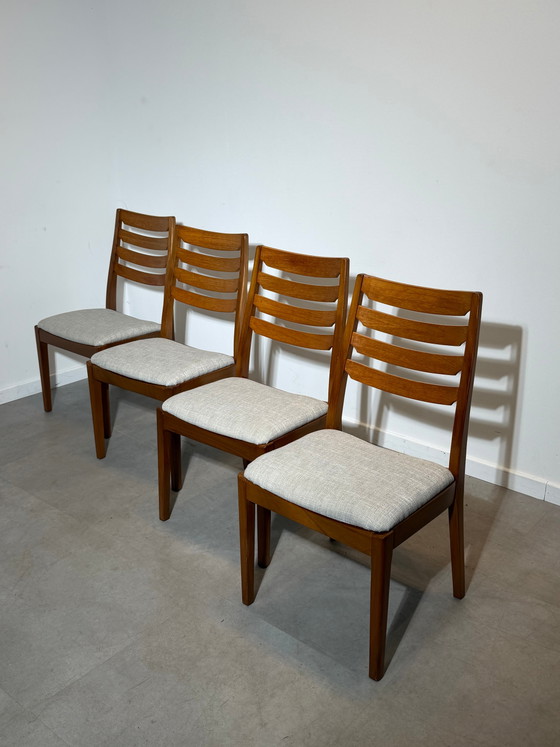 Set di quattro Sedie da pranzo Nathan in teak – Mid-Century Modern (photo 2 of 6)