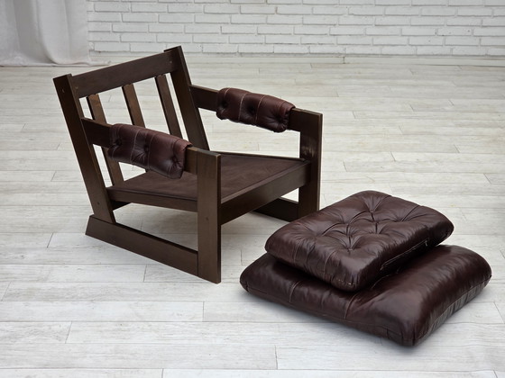 Image 1 of 1970, Scandinavische fauteuil, bruin meubelleer, donker beukenhout.