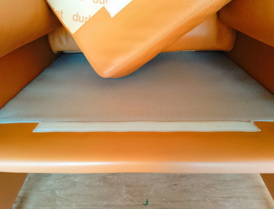 Image 1 of Twee club durlet zetels - relaxzetel- vintage model - cognac -rundsleer