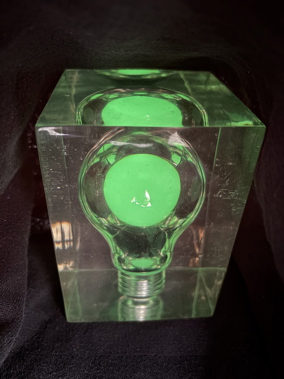 Image 1 of Pierre Giraudon Pop Art Lucite Sculpture Fermacarte degli anni '70 Glow in the Dark