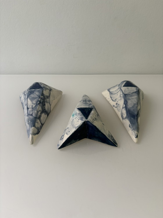 Image 1 of Conjunto de tres esculturas de pared de cerámica