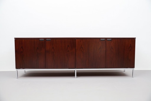 Aparador de wengué de Knoll International, años 60