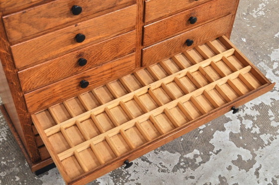 Image 1 of Estuche antiguo de relojero, década de 1920.