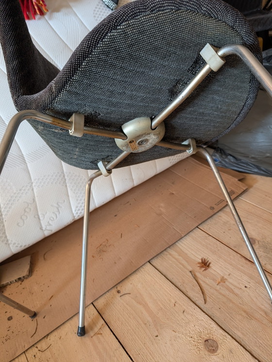 Image 1 of Frits Ganzen Arne Jacobsen eetkamer stoelen 