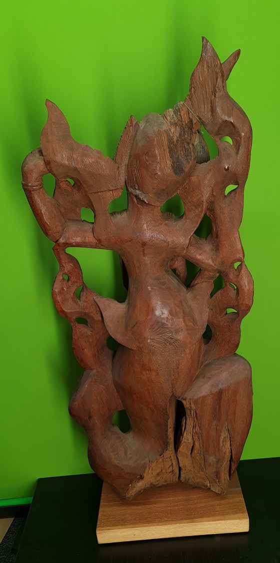 Image 1 of Super Mooi Thais Houtsnijwerk Een pieza de conversación