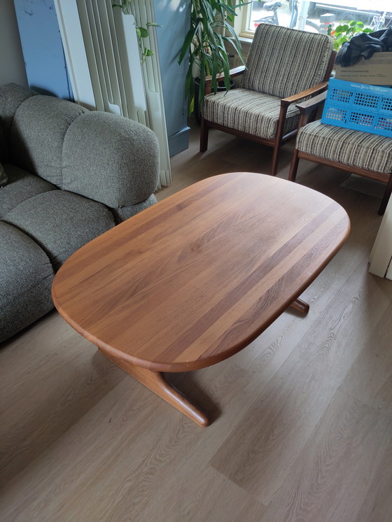 Image 1 of Glostrup - Couchtisch - Massives Tropenholz