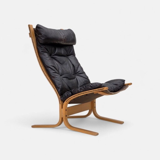 Années 1970, design norvégien d'Ingmar Relling, modèle de fauteuil lounge « Siesta ».