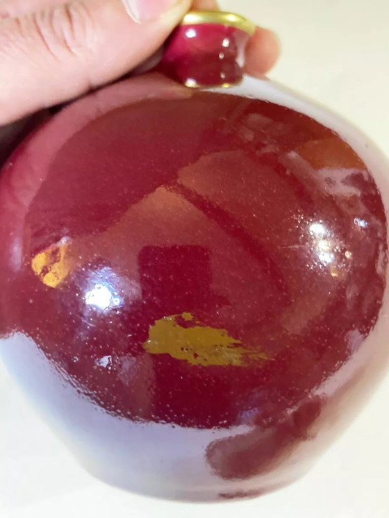 Image 1 of Vaso e ciotola in ceramica color lampone, decorati con foglia d'oro, Arabia, Finlandia