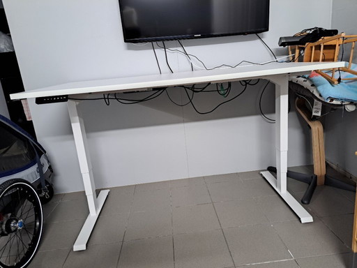 Tavolo da lavoro elettrico in piedi/seduto