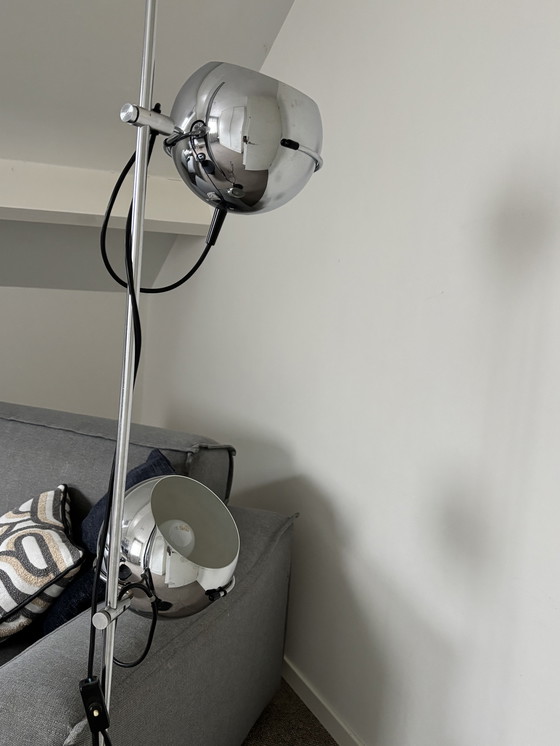 Image 1 of Lampada vintage a forma di bulbo oculare spaziale, completamente originale.