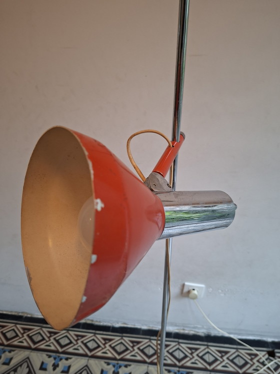 Orange vintage Floor light, seventies – Metal (photo 6 of 9)