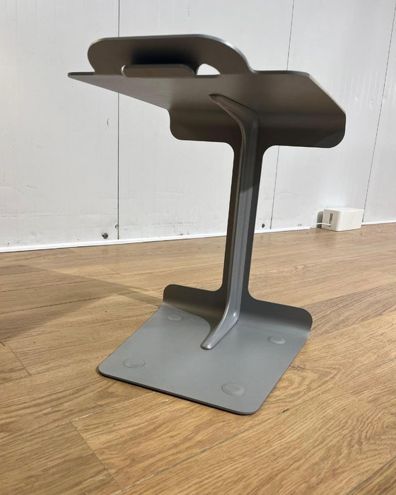 Image 1 of Design on Stock T-Tray Bijzettafel Grijs Design