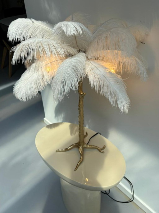 Light & living feather lamp