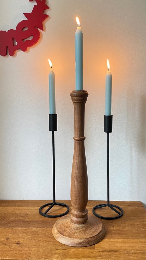 Image 1 of Trio van Teak en Vintage Stalen Kandelaars