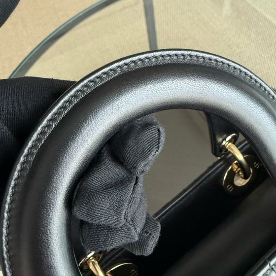 Image 1 of DIOR LADY SMALL - CANNAGE LAMMLEDER SCHWARZ GOLDENE BESCHLÄGE