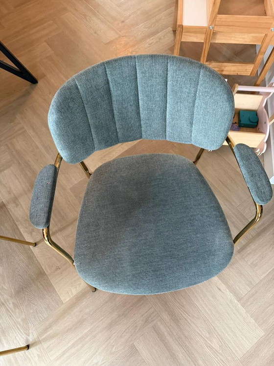 Image 1 of Esszimmerstühle mit goldfarbenem Gestell (4 Farben)