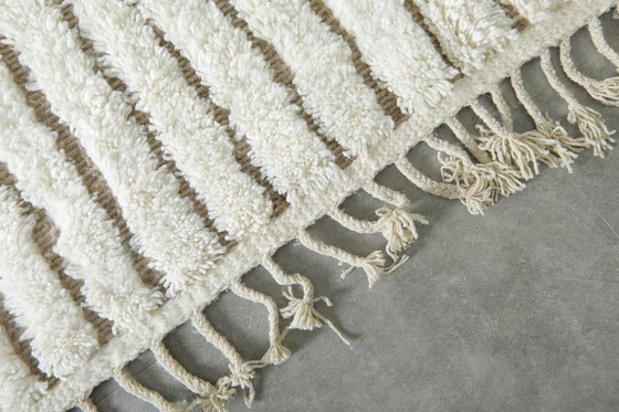 Image 1 of Handwoven white Berber rug, size 150/250 cm