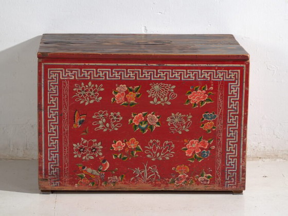 Malle chinoise ancienne peinte en bois de pin – Chine, circa 1930 – Armoires de rangement, Metal (photo 29 of 40)