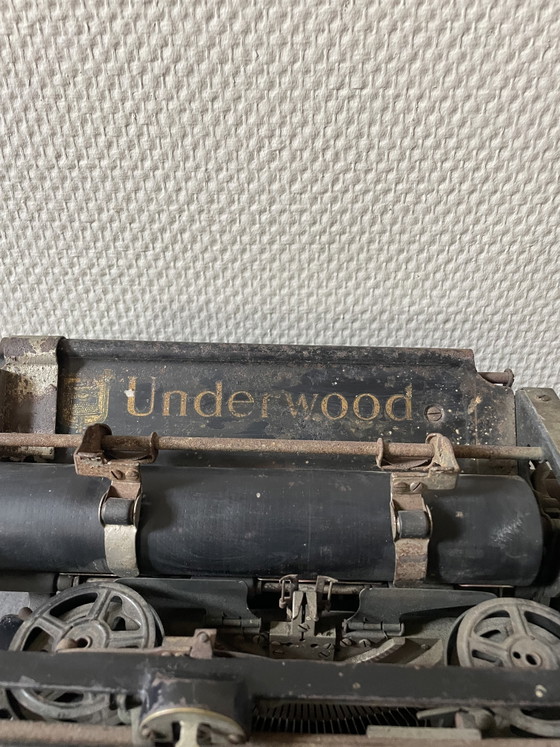 Antike Underwood Nr. 5 Schreibmaschine. 1915–1925 – Dekorative Objekte, Cast Iron, Metal (photo 6 of 14)