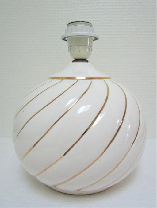 white and gold ceramic lamp by DLG Tommaso Barbie