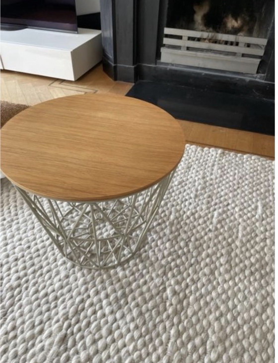 Image 1 of Table d'appoint en fil de fer avec plateau en bois